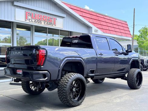 Used 2024 GMC Sierra 2500 Denali Ultimate w/ Snow Plow Prep/Camper Package image 3