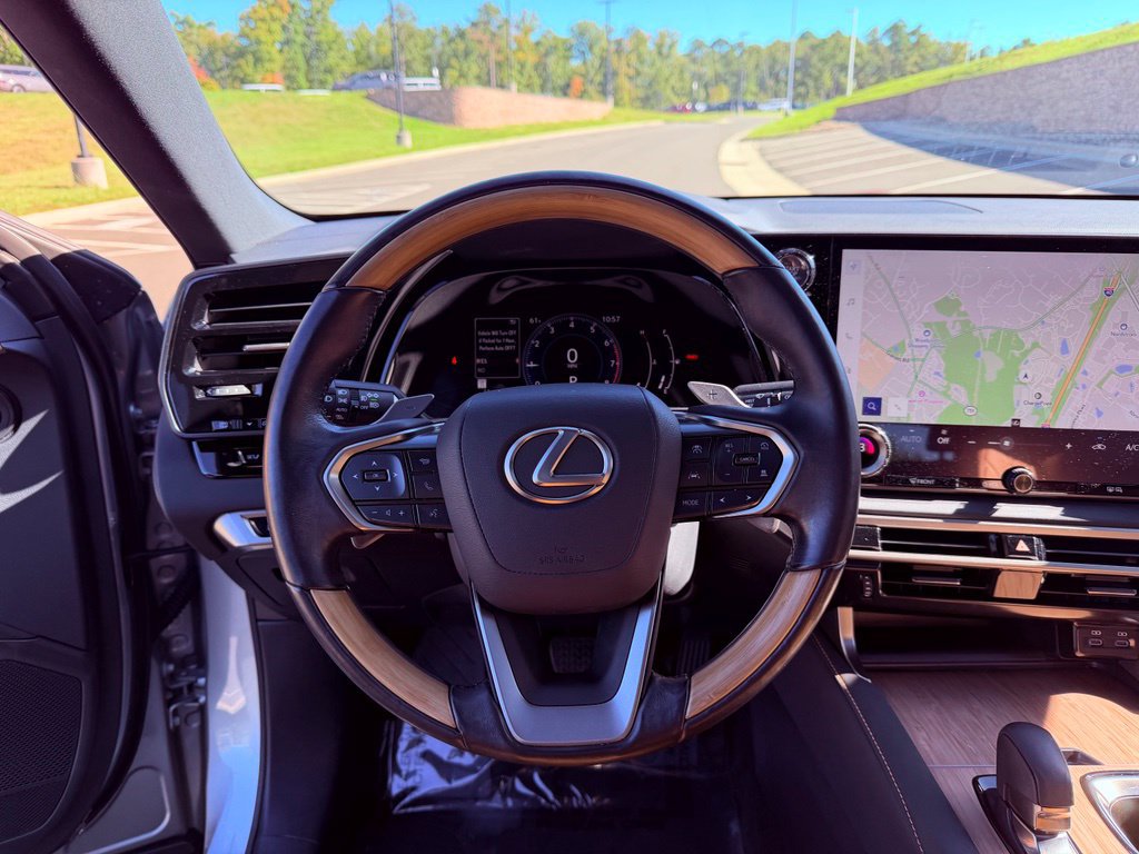 Used 2024 Lexus RX 350 Premium w/ Accessory Package (Z1) FWD image 21
