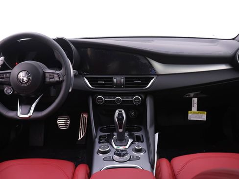 New 2026 Alfa Romeo Giulia AWD image 8