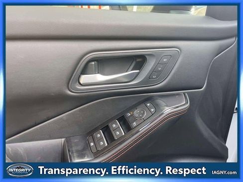 Used 2025 Nissan Rogue SV w/ Rock Creek Premium Package image 17