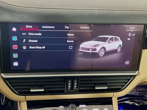 Used 2023 Porsche Cayenne S image 15