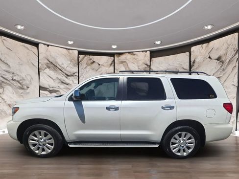 Used 2016 Toyota Sequoia Platinum image 5