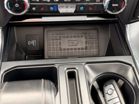 Used 2022 Ford F150 Lariat w/ Equipment Group 502A High image 22