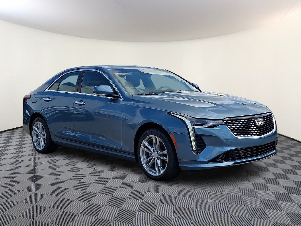 Used 2023 Cadillac CT4 Luxury w/ Cold Weather Package AWD/4WD image 3