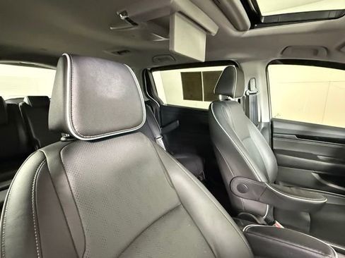 Used 2024 Honda Odyssey Elite image 35