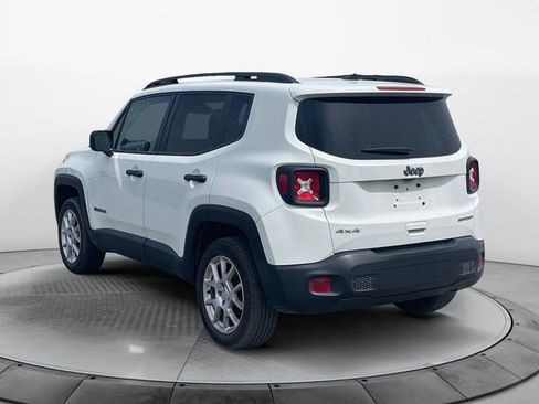 Used 2021 Jeep Renegade Sport w/ Sport Appearance Group AWD/4WD image 3