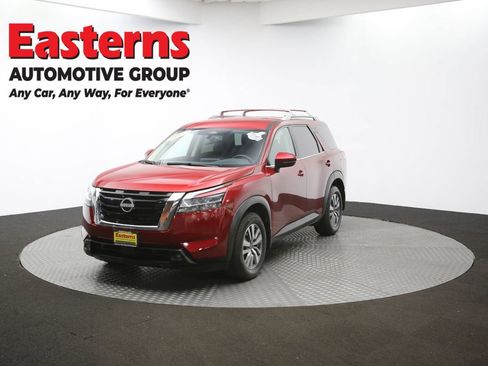 Used 2022 Nissan Pathfinder SL image 58