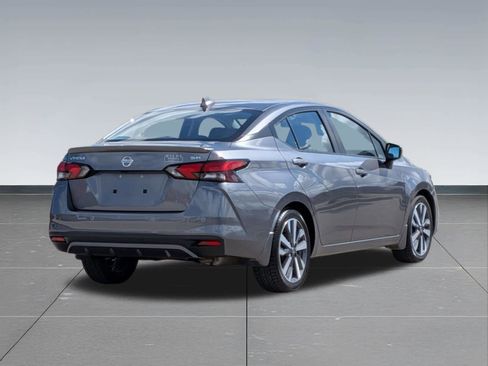 Used 2020 Nissan Versa SR w/ Convenience Package image 5