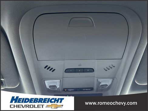 Used 2021 Chevrolet Blazer LT AWD/4WD image 25