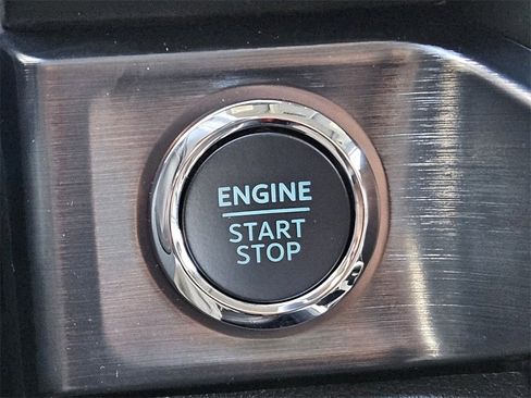 New 2025 Ford F350 Lariat w/ Lariat Ultimate Package image 25