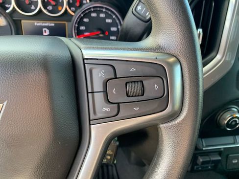 Used 2022 Chevrolet Silverado 2500 Custom w/ Custom Value Package image 23