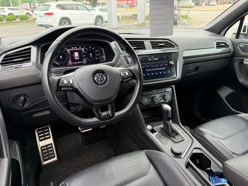 Used 2021 Volkswagen Tiguan SEL Premium R-Line AWD/4WD image 17