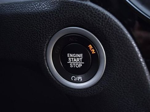 Used 2023 Chrysler 300 S image 17