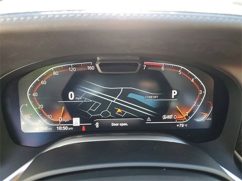 Used 2021 BMW 750i xDrive w/ Executive Package image 25