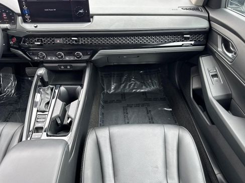 Used 2024 Honda Accord EX-L image 29
