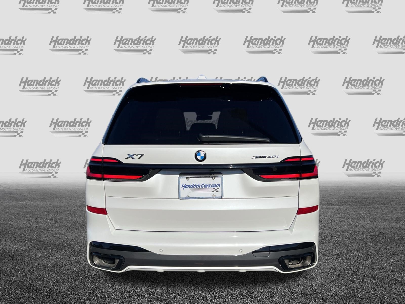 Certified 2026 BMW X7 xDrive40i w/ M Sport Package AWD/4WD image 11