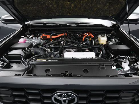 Used 2025 Toyota 4Runner TRD Off-Road Premium image 41