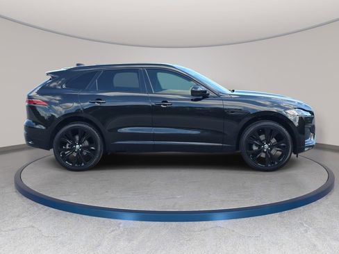 Certified 2025 Jaguar F-PACE R-Dynamic S AWD/4WD image 4