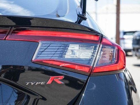 Used 2024 Honda Civic Type R image 9