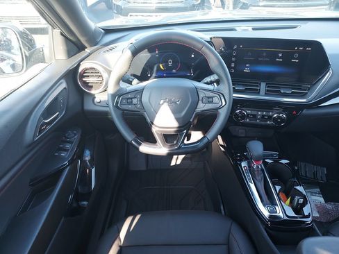 New 2026 Chevrolet Trax RS w/ Driver Confidence Package FWD image 16
