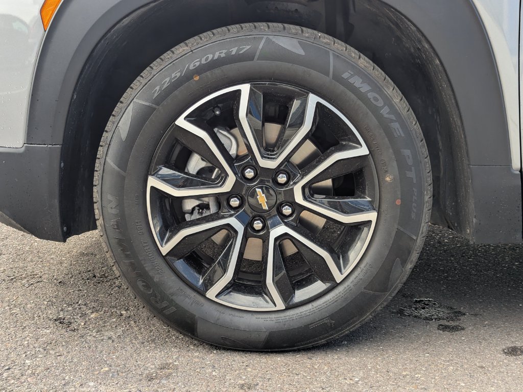 Used 2023 Chevrolet TrailBlazer ACTIV w/ Sun and Liftgate Package FWD image 49