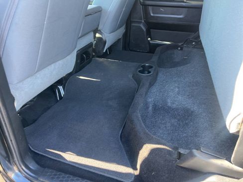 Used 2015 RAM 1500 Express AWD/4WD image 28