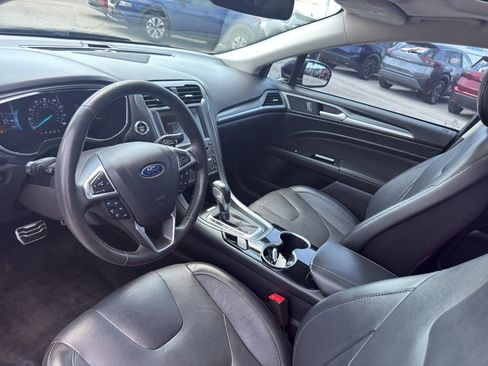 Used 2016 Ford Fusion Titanium FWD image 25