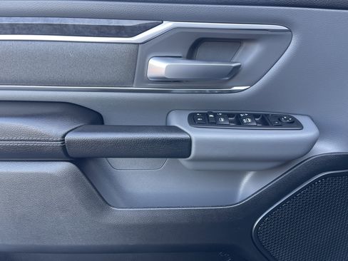 Used 2019 RAM 1500 Big Horn image 15