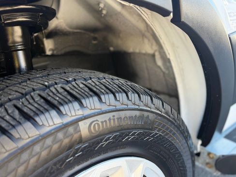 Used 2024 Ford Transit 250 Low Roof w/ Exterior Upgrade Package image 35