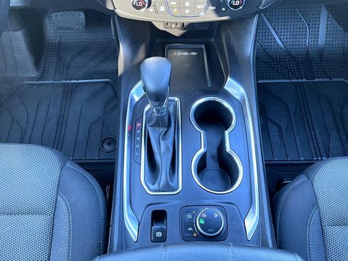 Used 2023 Chevrolet Traverse LT w/ LPO, Floor Liner Package AWD/4WD image 15