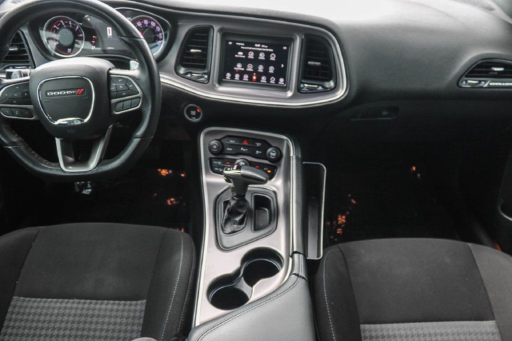Used 2021 Dodge Challenger GT w/ Performance Handling Group RWD image 15
