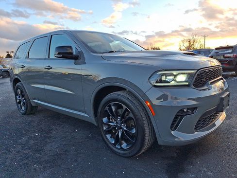 Certified 2022 Dodge Durango R/T w/ Blacktop Package image 2