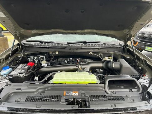 New 2025 Ford Expedition Tremor image 30