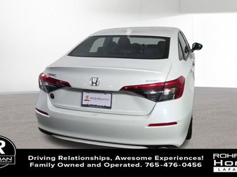 Used 2024 Honda Civic Sport image 9