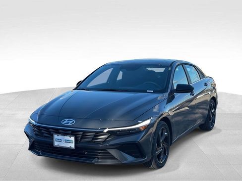 New 2026 Hyundai Elantra SEL Sport w/ Cargo Package image 2