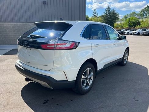 Used 2024 Ford Edge SEL w/ Convenience Package AWD/4WD image 5