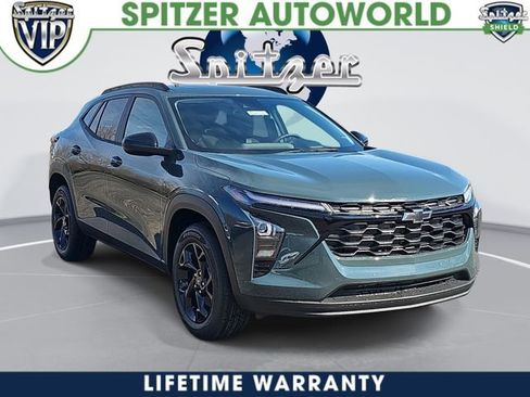 New 2026 Chevrolet Trax LT w/ Midnight Edition image 1