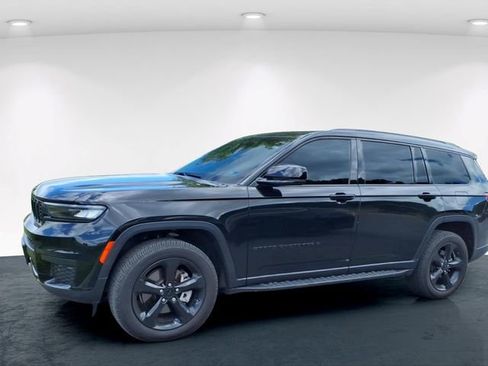 Used 2021 Jeep Grand Cherokee L Laredo AWD/4WD image 3