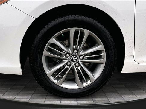 Used 2017 Toyota Camry XSE image 25