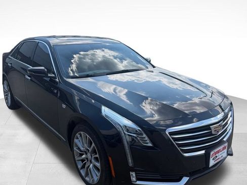 Used 2018 Cadillac CT6 Luxury AWD/4WD image 3
