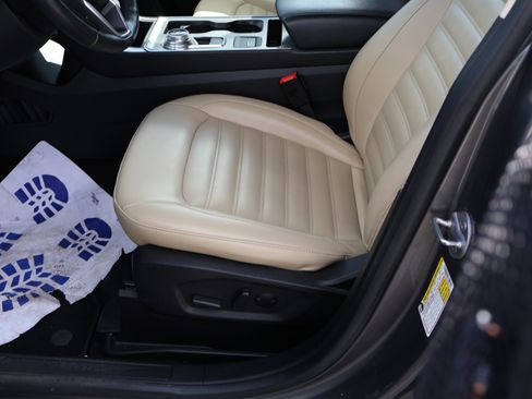 Used 2022 Ford Edge SEL image 41