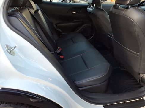 Used 2025 Toyota Prius AWD image 10