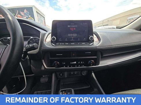 Certified 2025 Nissan Rogue SV AWD/4WD image 2