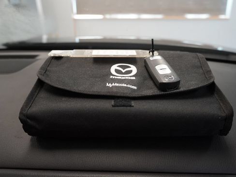 Used 2017 MAZDA CX-5 Touring FWD image 40
