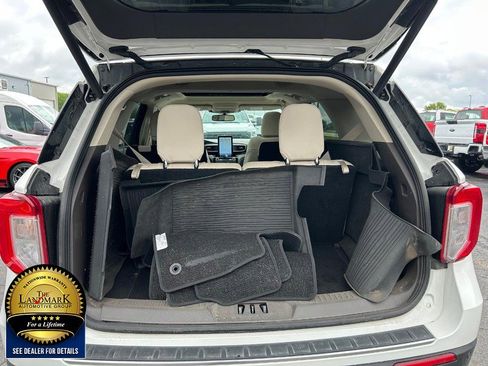 Used 2022 Ford Explorer Platinum w/ Class IV Trailer Tow Package image 22