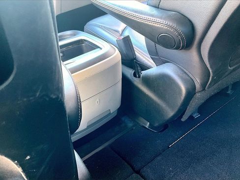 Used 2019 Chrysler Pacifica Touring-L Plus w/ Advanced Safetytec Group image 10