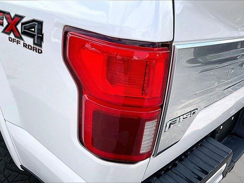 Used 2018 Ford F150 Platinum w/ Equipment Group 701A Luxury image 29