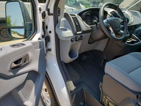 Used 2015 Ford Transit 350 XLT image 10
