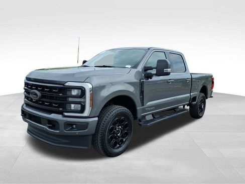 Certified 2024 Ford F250 Lariat w/ Lariat Ultimate Package AWD/4WD image 2