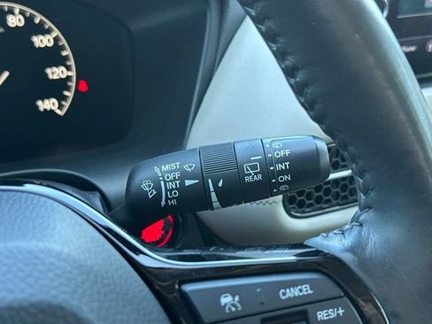 Used 2024 Honda HR-V EX-L image 25